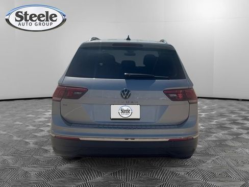 New 2024 Volkswagen Tiguan SE image 4