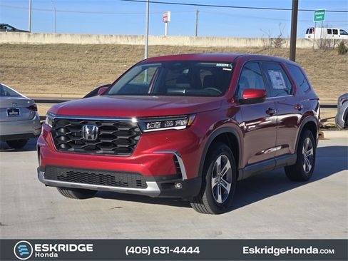 New 2025 Honda Pilot EX-L image 2