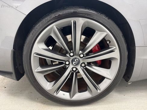 Used 2018 INFINITI Q60 Red Sport 400 w/ Sensory Package 3.0T Sport image 31