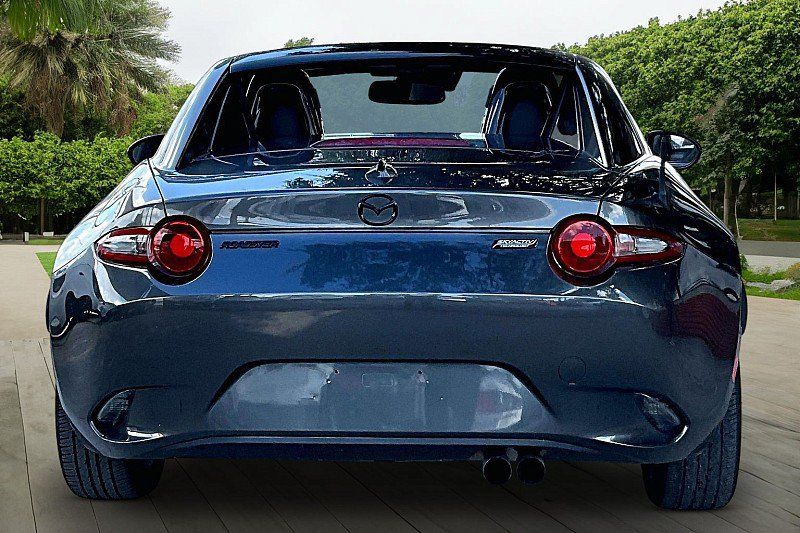 Used 2017 MAZDA MX-5 Miata RF Grand Touring RWD image 3