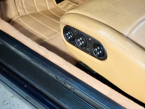 Used 1995 Porsche 911 Carrera image 39