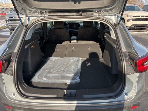 New 2026 Chevrolet Trax LS w/ LS Convenience Package image 27