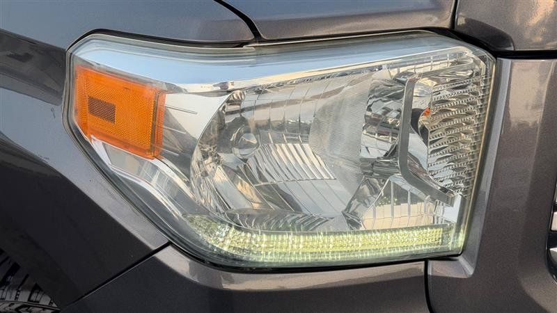 Used 2015 Toyota Tundra Platinum AWD/4WD image 11