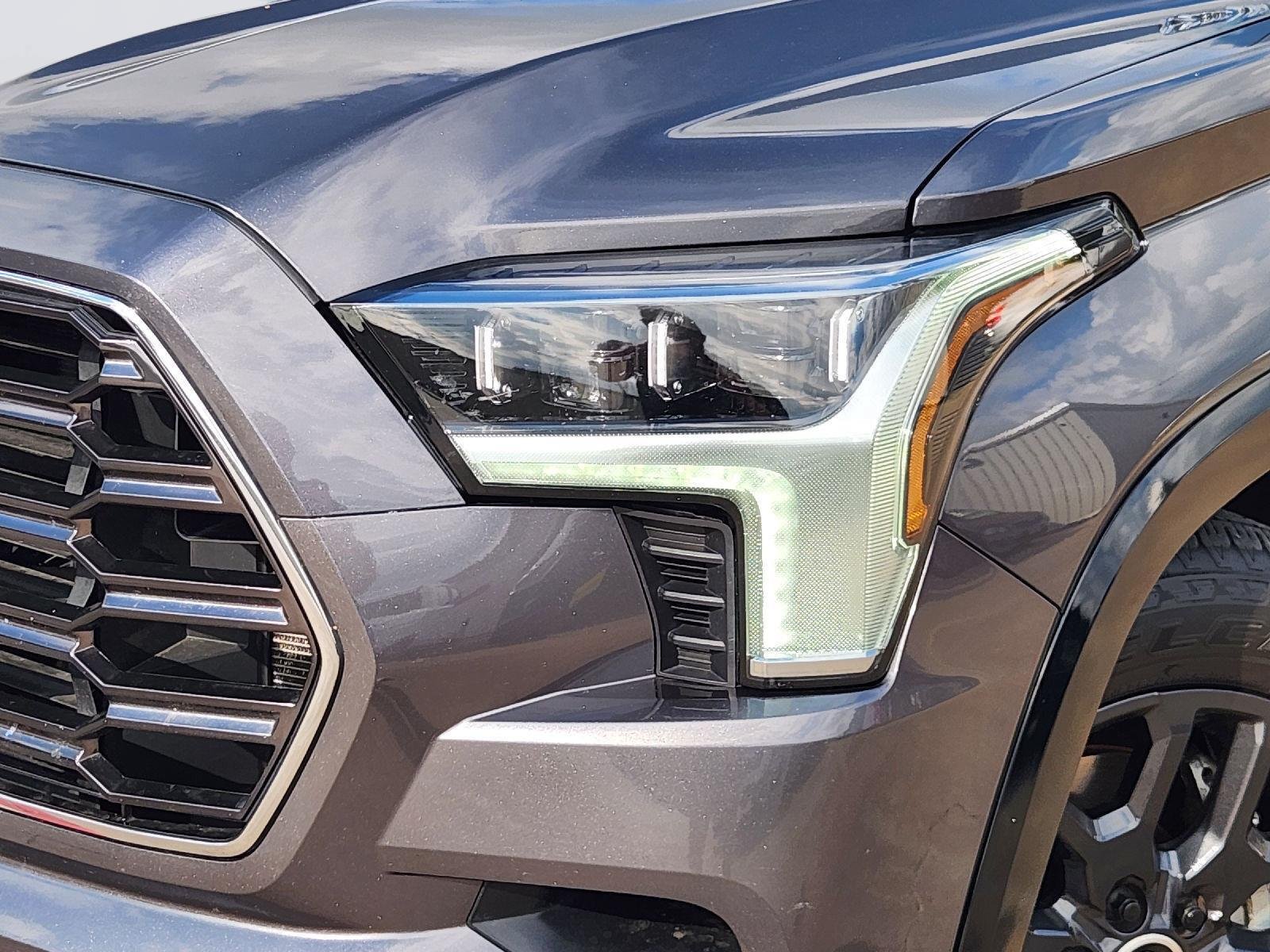 Used 2024 Toyota Sequoia Platinum AWD/4WD image 9