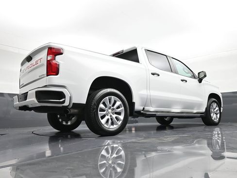 Used 2022 Chevrolet Silverado 1500 Custom RWD image 24