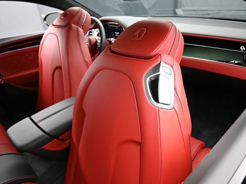 Used 2023 Bentley Continental GT V8 AWD/4WD image 25