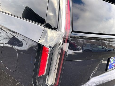 Used 2022 Cadillac Escalade Sport w/ Touring Package image 23