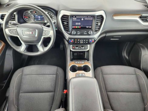 Used 2023 GMC Acadia SLE image 25