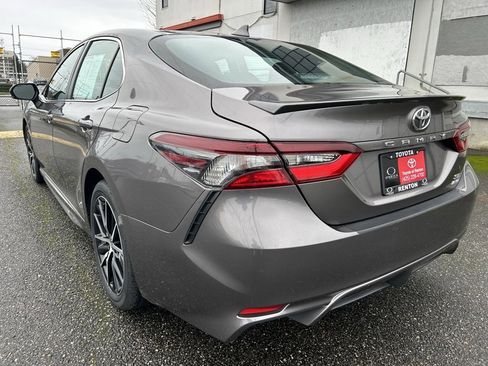Certified 2024 Toyota Camry SE w/ Cold Weather Package image 6
