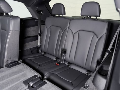 Certified 2025 Audi Q7 2.0T Premium Plus w/ Premium Plus Package image 24