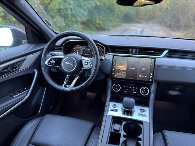 New 2026 Jaguar F-PACE R-Dynamic S AWD/4WD image 28