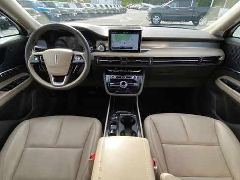 Used 2022 Lincoln Corsair AWD w/ Equipment Group 101A image 27