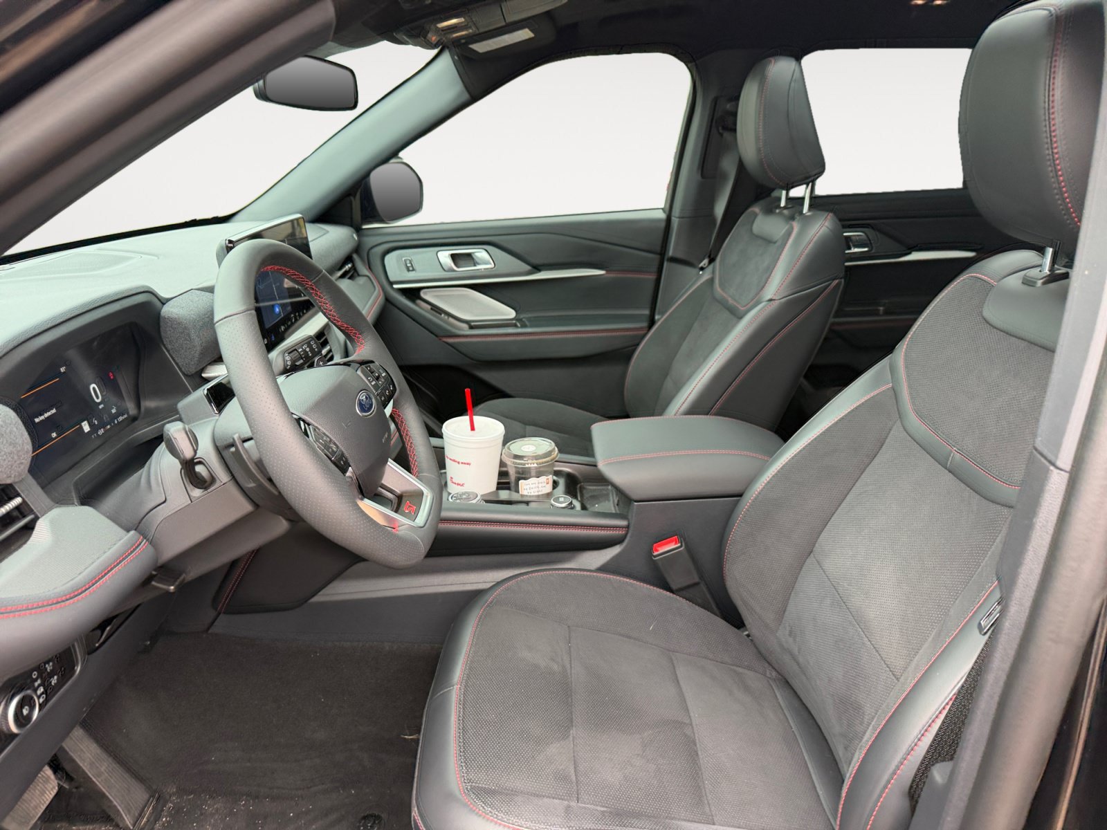 Used 2026 Ford Explorer ST AWD/4WD image 9