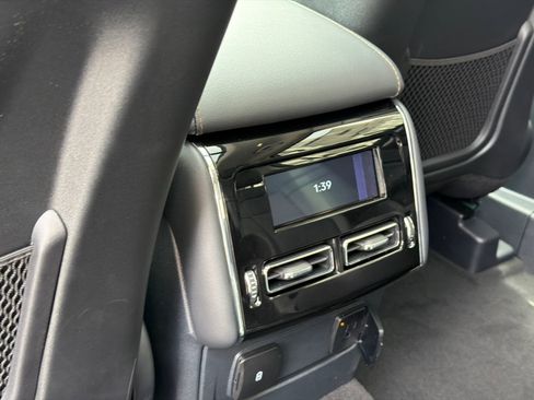 New 2026 Lincoln Aviator AWD image 21