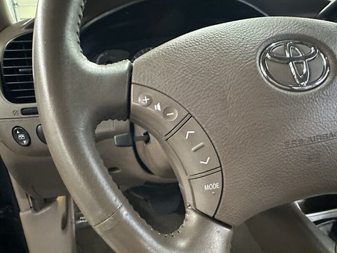 Used 2003 Toyota Sequoia Limited AWD/4WD image 28