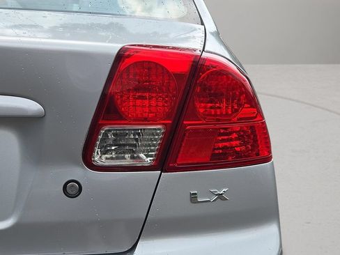 Used 2005 Honda Civic LX image 27