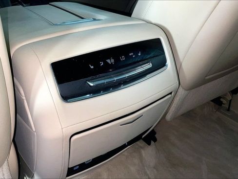 Used 2021 Cadillac Escalade Premium Luxury w/ LPO, Illumination Package AWD/4WD image 30