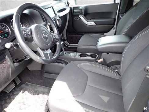 Used 2013 Jeep Wrangler Rubicon w/ PWR Convenience Group AWD/4WD image 5