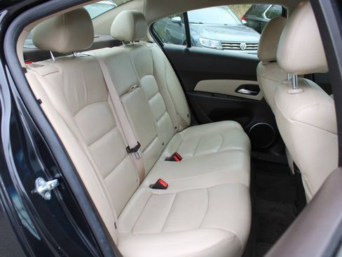 Used 2015 Chevrolet Cruze LTZ w/ Sun, Sound and Sport Package FWD image 28