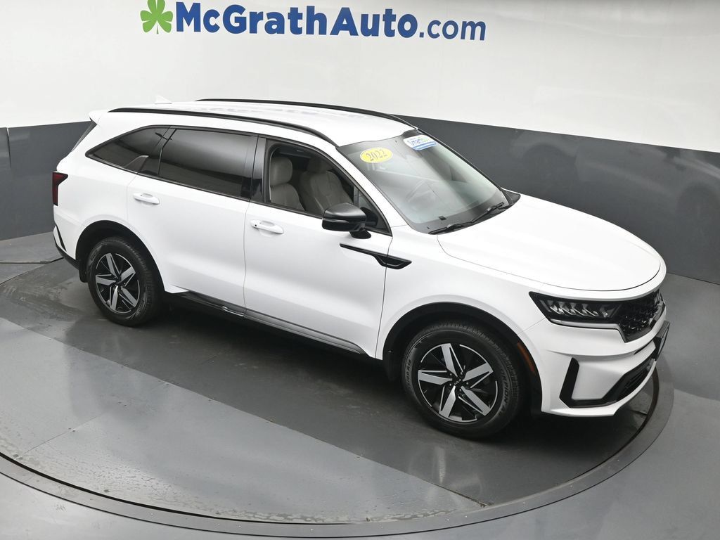 Used 2022 Kia Sorento S FWD image 3