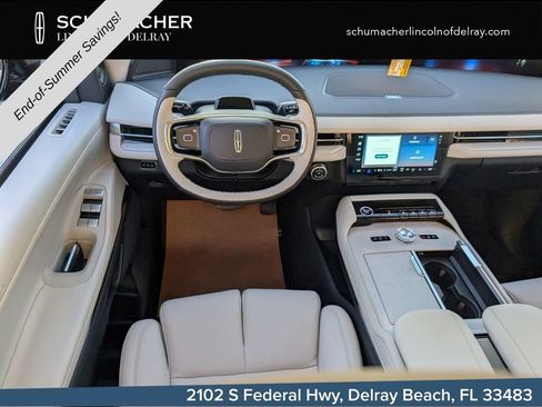 New 2026 Lincoln Navigator Premiere AWD/4WD image 14