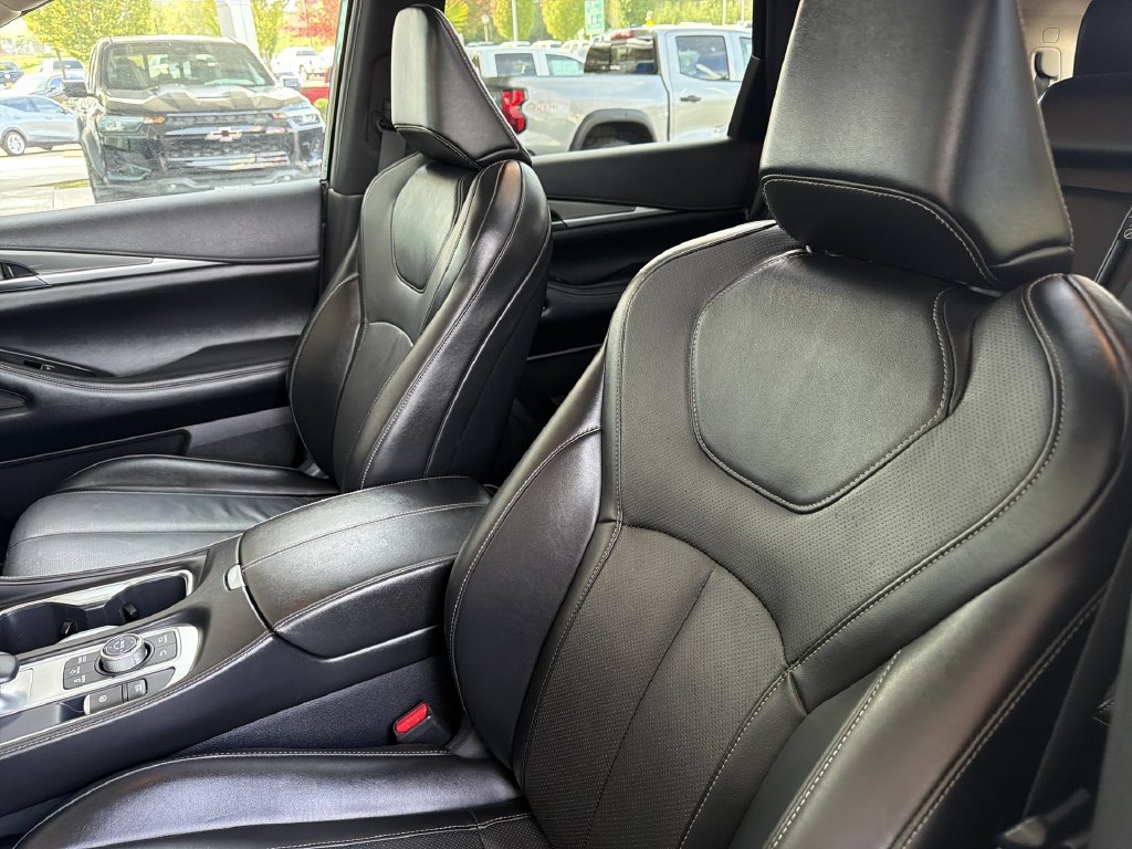 Used 2025 INFINITI QX60 Luxe AWD/4WD image 20