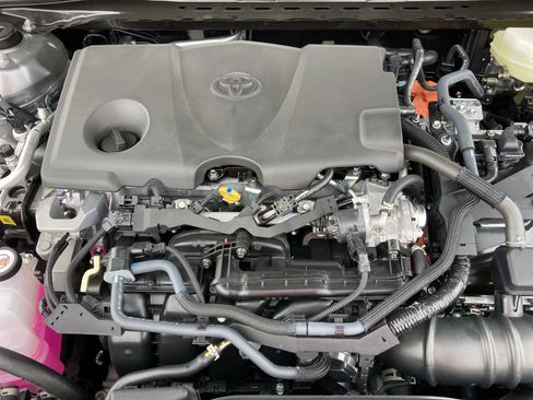 Certified 2026 Toyota Camry SE image 18
