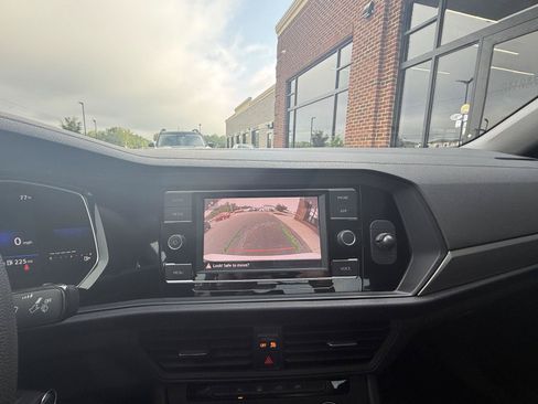 Used 2022 Volkswagen Jetta Sport FWD image 26