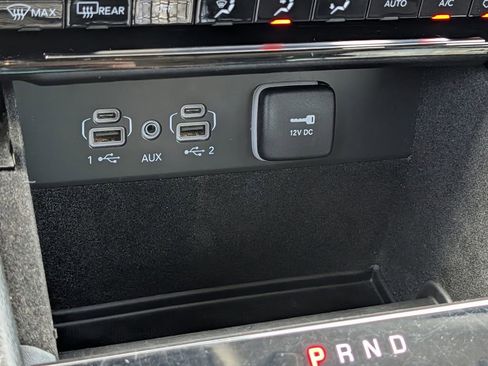 Used 2022 Jeep Grand Cherokee L Limited image 18