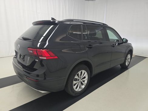 Used 2018 Volkswagen Tiguan S FWD image 6