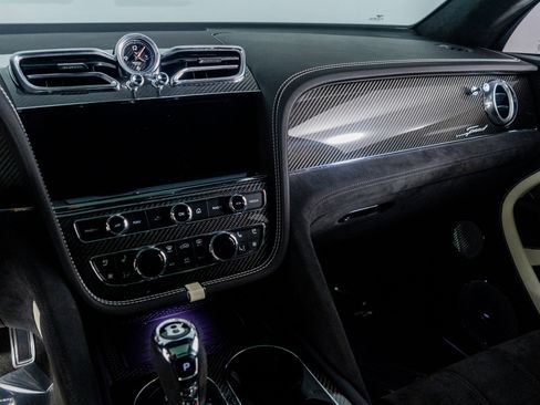 Used 2022 Bentley Bentayga Speed image 37