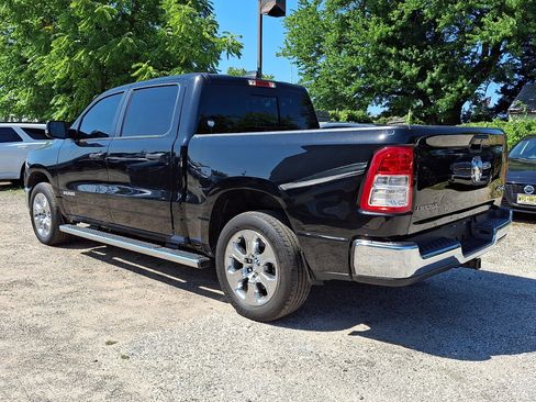 Used 2023 RAM 1500 Big Horn AWD/4WD image 3