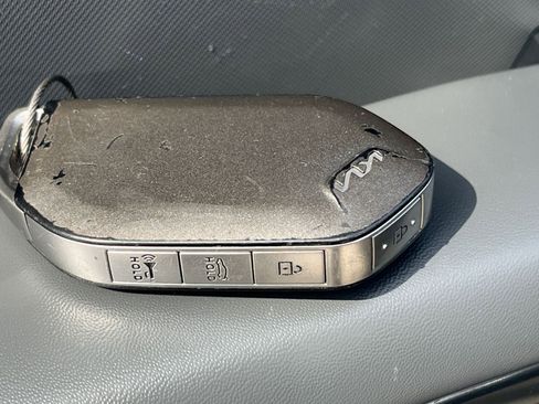 Used 2025 Kia K4 LXS image 21