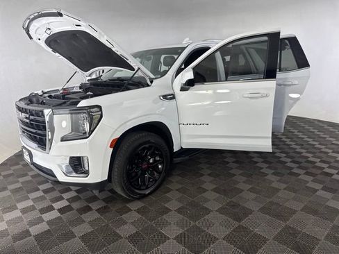 Used 2022 GMC Yukon SLE w/ Gmc Pro Safety Plus Package AWD/4WD image 12