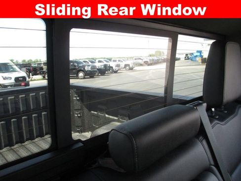 Used 2021 GMC Sierra 1500 SLT w/ SLT Premium Plus Package AWD/4WD image 28