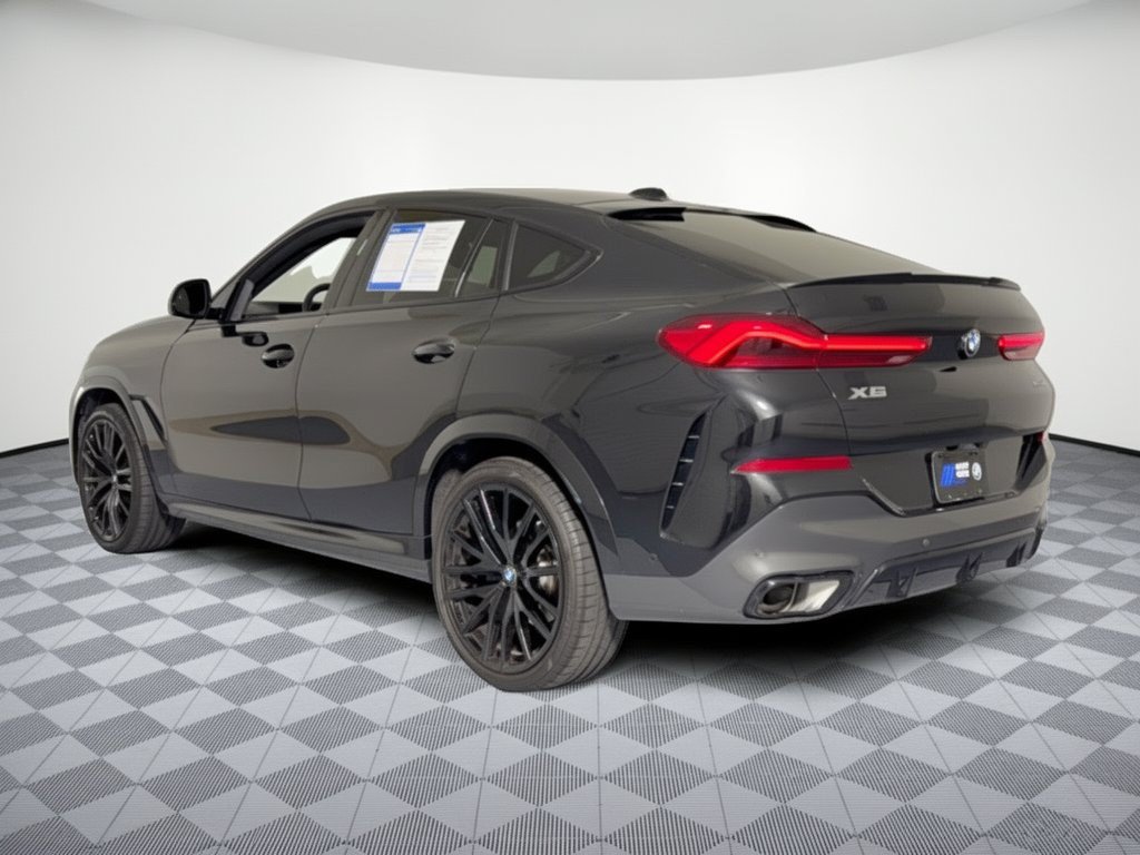 Used 2026 BMW X6 xDrive40i AWD/4WD image 3