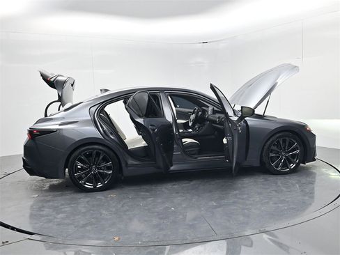 Used 2021 Lexus IS 350 F Sport image 54