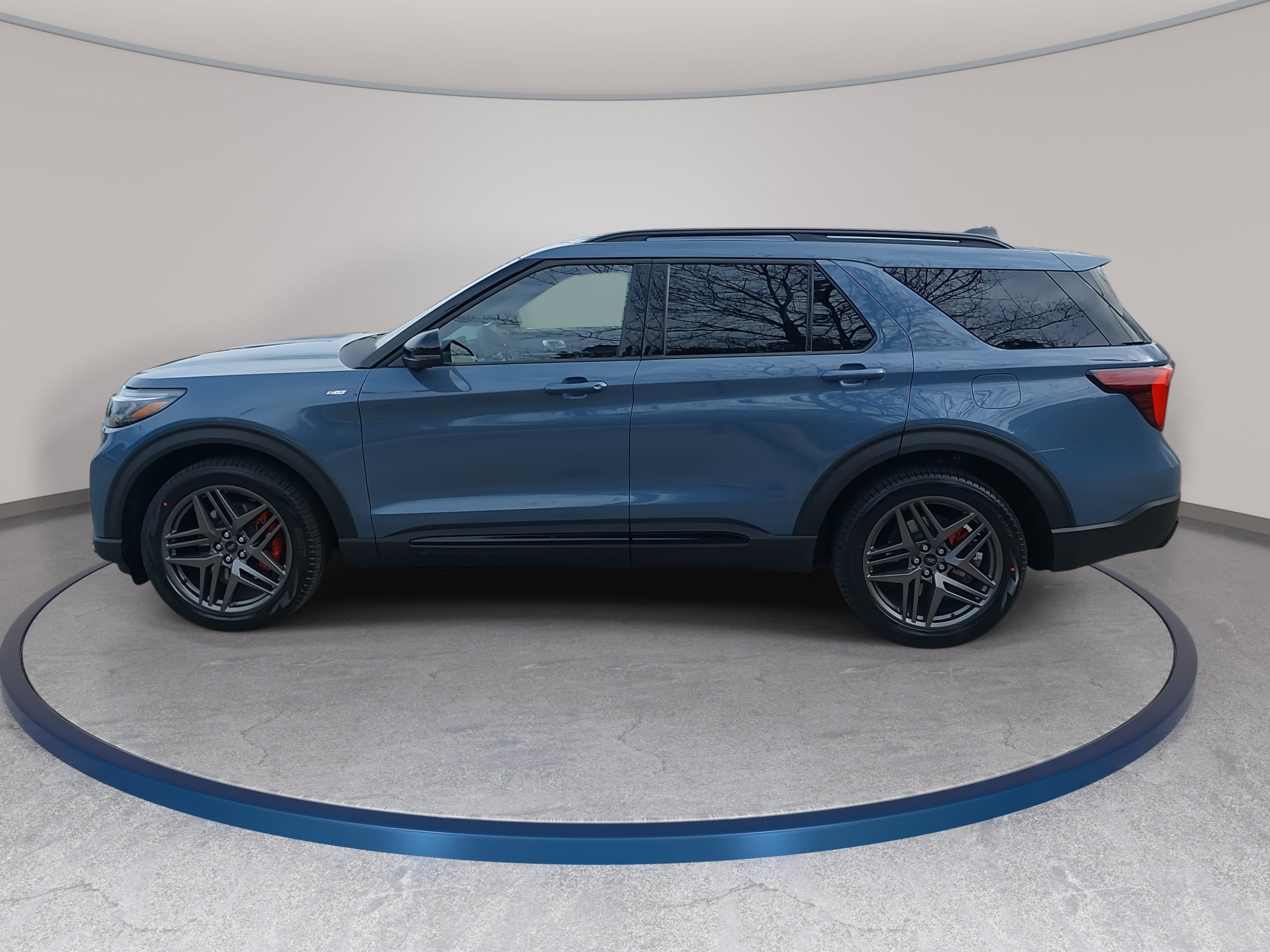 New 2026 Ford Explorer ST-Line w/ ST-Line Street Pack RWD image 8