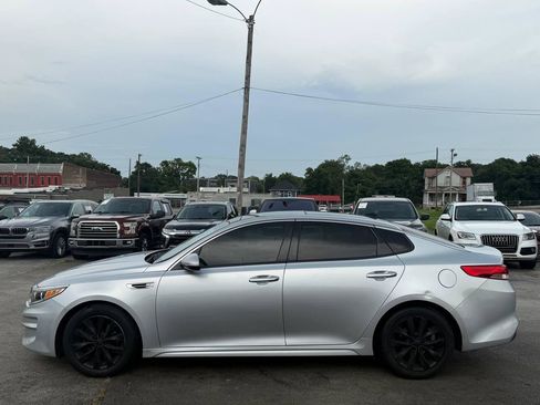 Used 2016 Kia Optima EX w/ Premium Package FWD image 7
