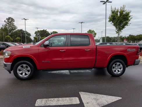 Used 2019 RAM 1500 Laramie AWD/4WD image 6