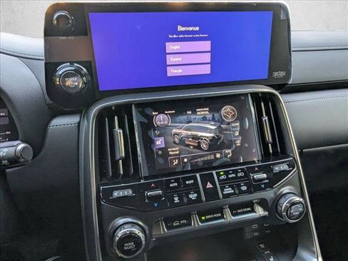 New 2025 Lexus LX 700h Luxury image 11