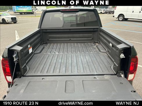 Used 2024 Honda Ridgeline Black Edition image 6