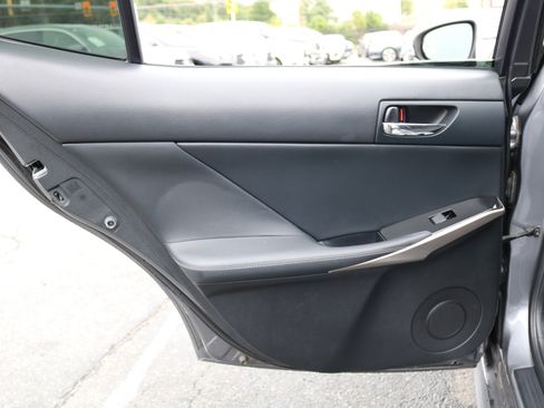 Used 2016 Lexus IS 200t image 35