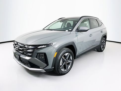 Used 2025 Hyundai Tucson SEL AWD/4WD image 3