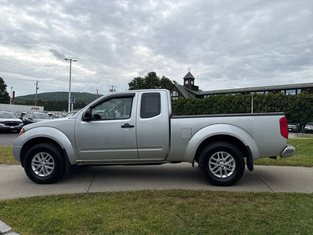Used 2016 Nissan Frontier SV AWD/4WD image 7