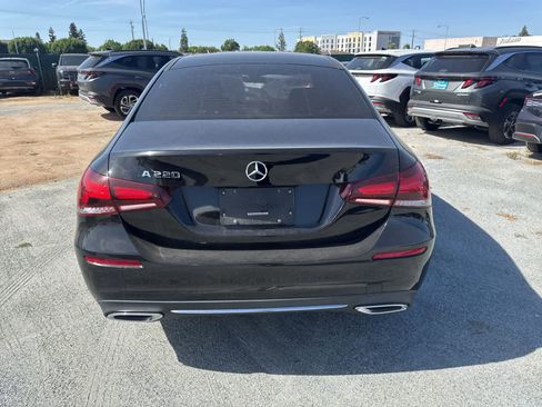Used 2020 Mercedes-Benz A 220 image 6
