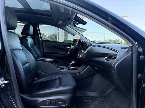 Used 2021 Chevrolet Malibu Premier FWD image 22