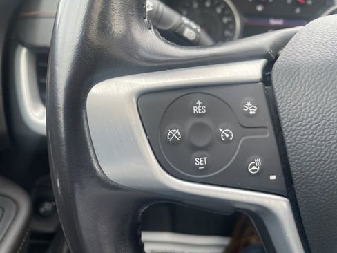 Used 2021 GMC Terrain SLT image 16