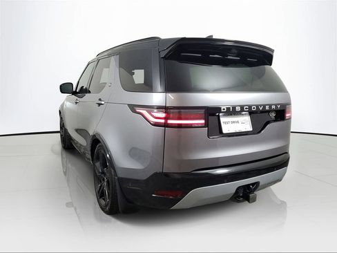 Used 2023 Land Rover Discovery Metropolitan Edition AWD/4WD image 4