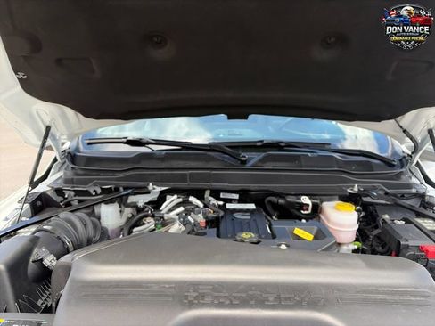 Used 2026 RAM 2500 Laramie AWD/4WD image 21